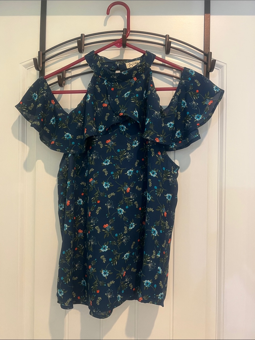 Lily White Navy Floral Button-Front Blouse